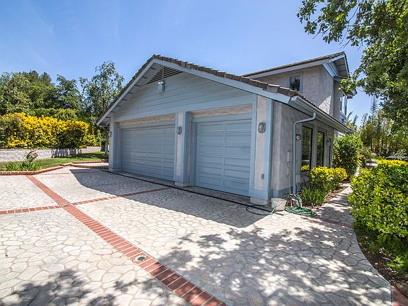 5th image of 1290 White Dove Cir