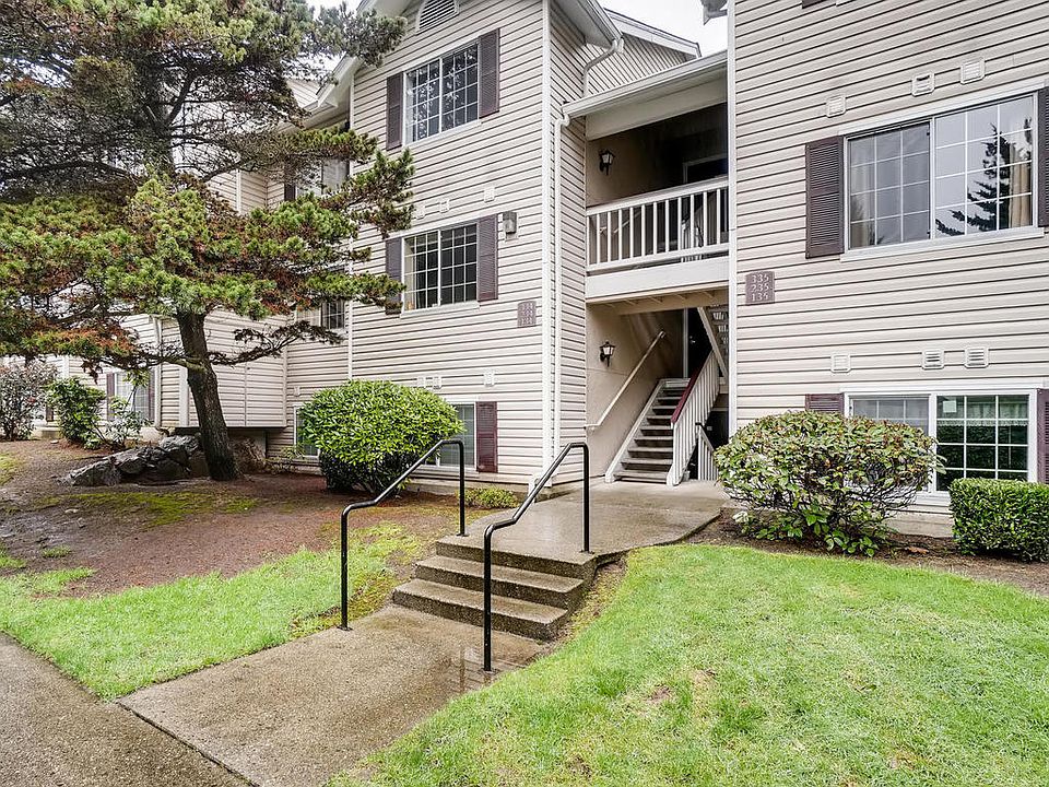 1st image of 19230 Forest Park Dr NE APT K335