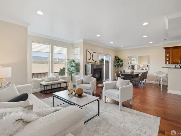 132 Mary Teresa St, San Francisco, CA 94134