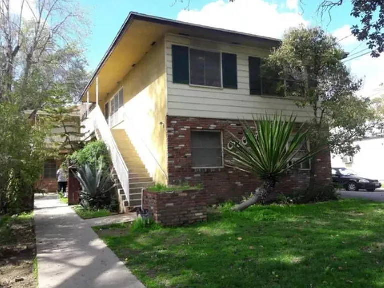 101 N Craig Ave #4 — Photo 9