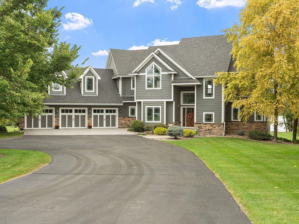 1st image of 596 Hahn Dr