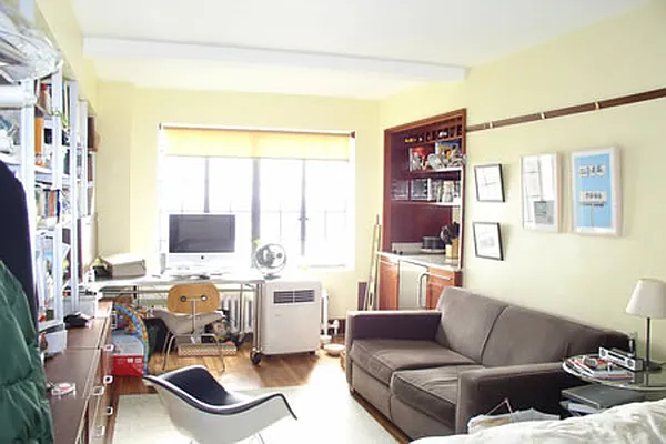 Rented by Steven Corcoran Real Estate | media 19