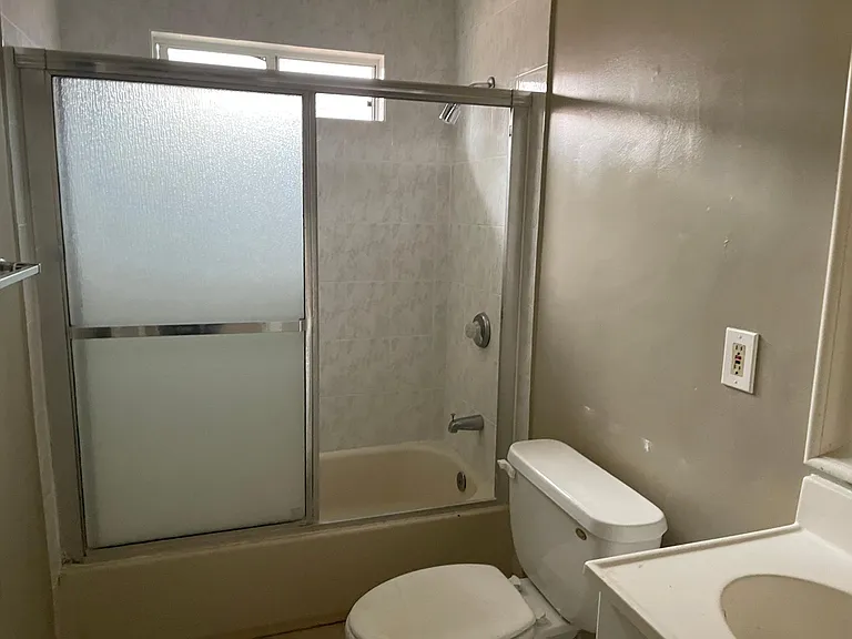 9128 Huntington Dr #12 — Photo 5