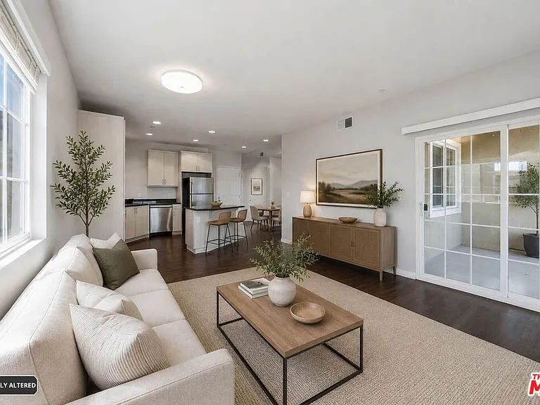 1408 W Washington Blvd #303 — Photo 4