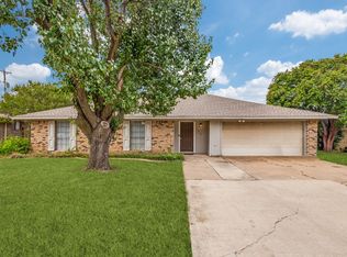 1910 Aspen Dr, Highland Village, TX 75077