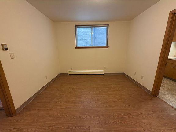 3rd image of 647 Cleveland Ave S APT 1