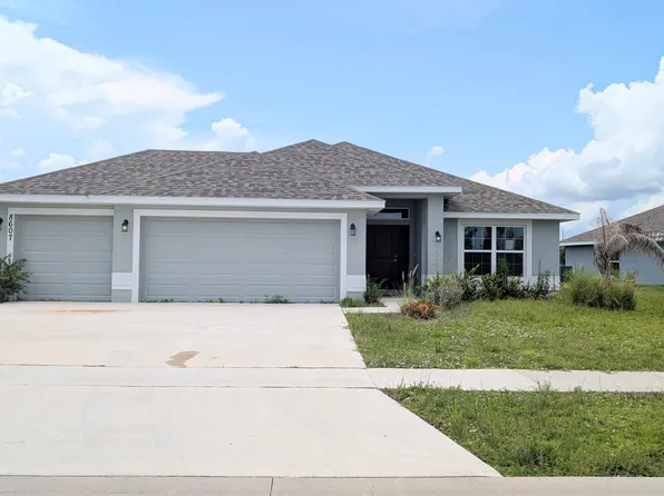 8607 MERANO Avenue, Fort Pierce, FL 34951