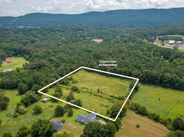 1400 Central City Ln #5, Anniston, AL 36201