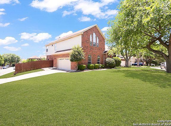 3rd image of 5870 Creekway