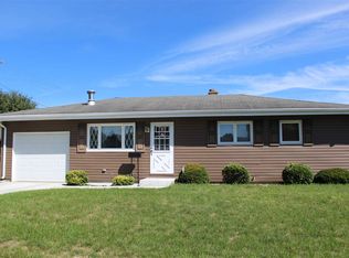 5303 Scenic Dr, South Bend, IN 46619