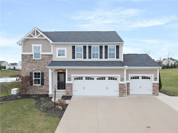 4433 Chevron Cir SW, Massillon, OH 44646
