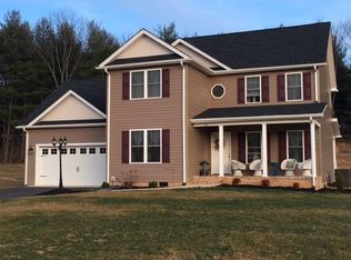 25 Parkside Dr, Raphine, VA 24472