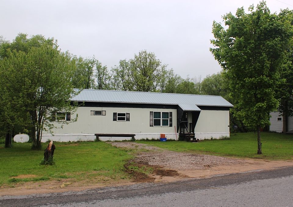 2nd image of 6629-6633 Burdicks Crossing Rd