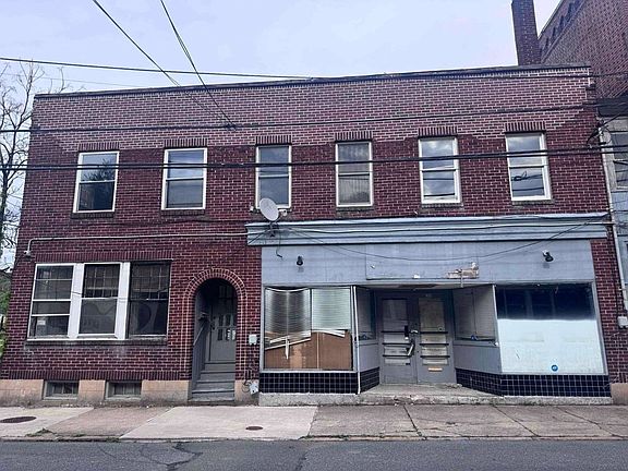 3rd image of 150 Fairfield Ave