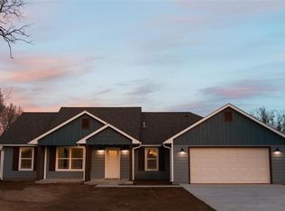 701 N Cleveland, Shawnee, OK 74801