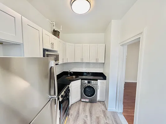 Kitchen, photo 2