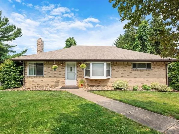 101 Forest Grove Rd, Coraopolis, PA 15108