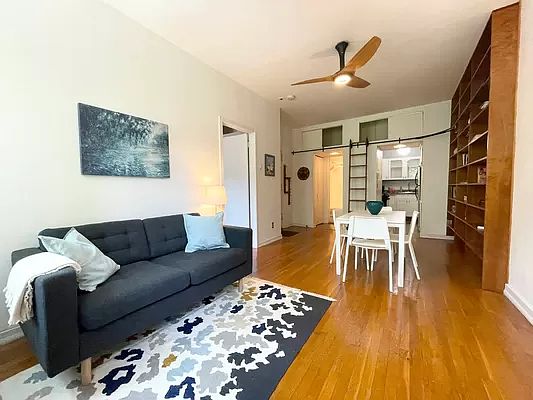 1st image of 376 Bergen St #2