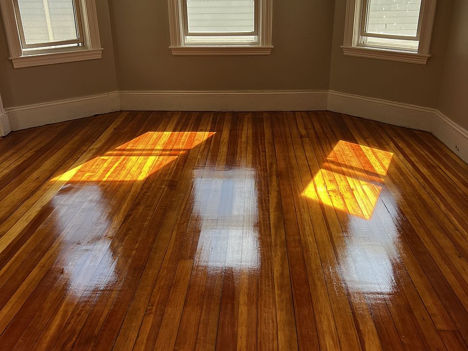 1st image of 506 Norfolk St #3