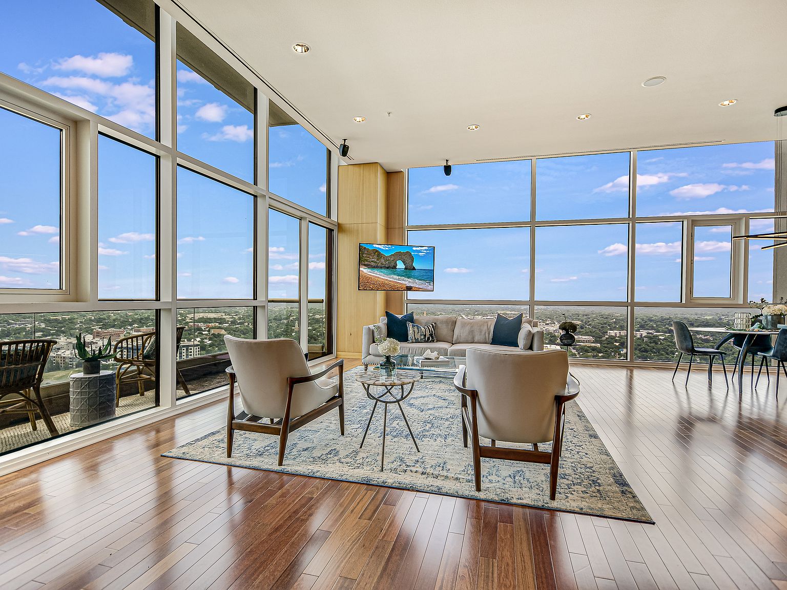 555 E 5th St APT 3001, Austin, TX 78701 | Zillow