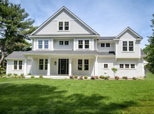 55 Main St, Dover, MA 02030