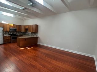 60 Crompton Ave, East Greenwich, RI 02818