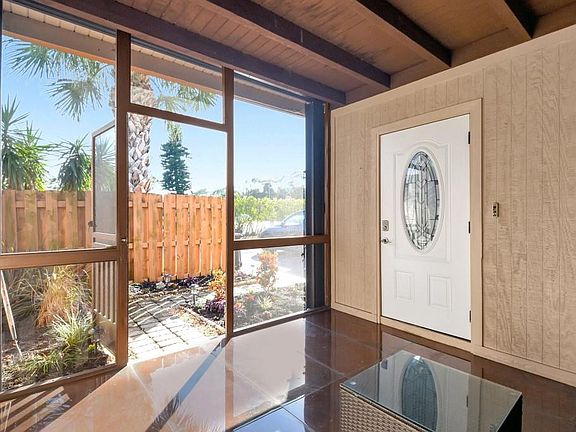 2nd image of 2400 SW 19th Avenue #101