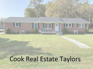 1 Wood Cir, Taylors, SC 29687