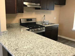 118 G St #B, Belle Chasse, LA 70037