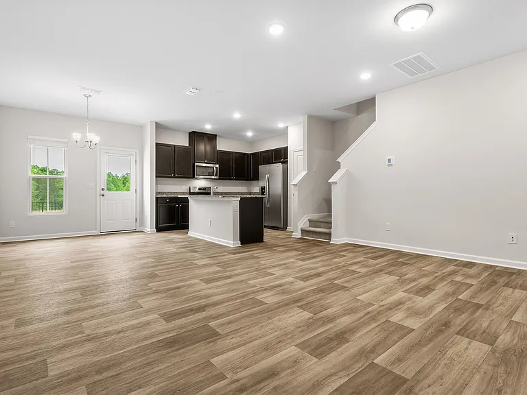 5029 Reader Way — Photo 2