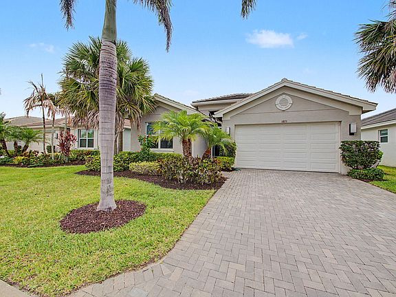 4th image of 11875 SW Jasper Lake Way