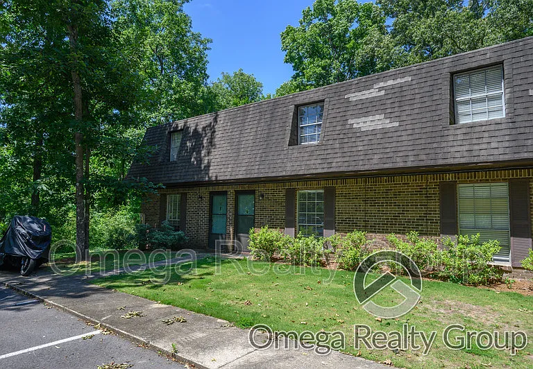 31 Indianwood Dr — Photo 2