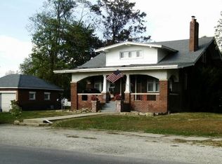 333 E Locust St, Cowden, IL 62422