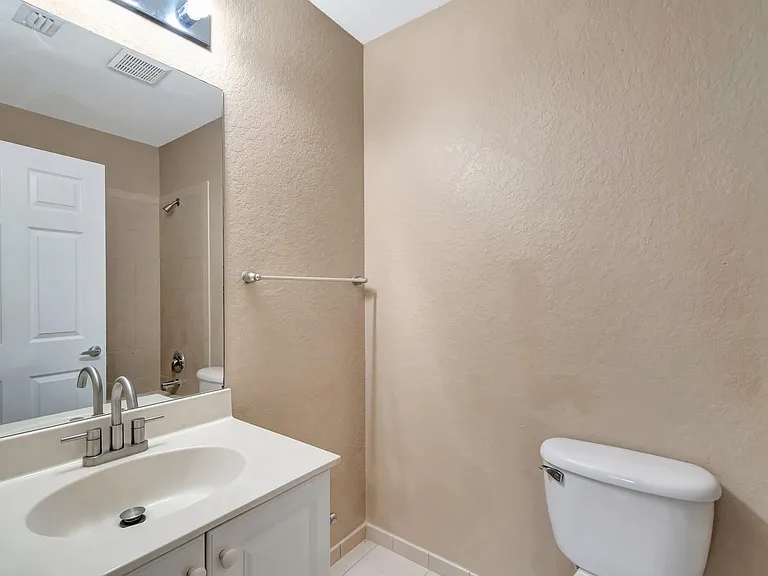 1912 Hibiscus Ln — Photo 20