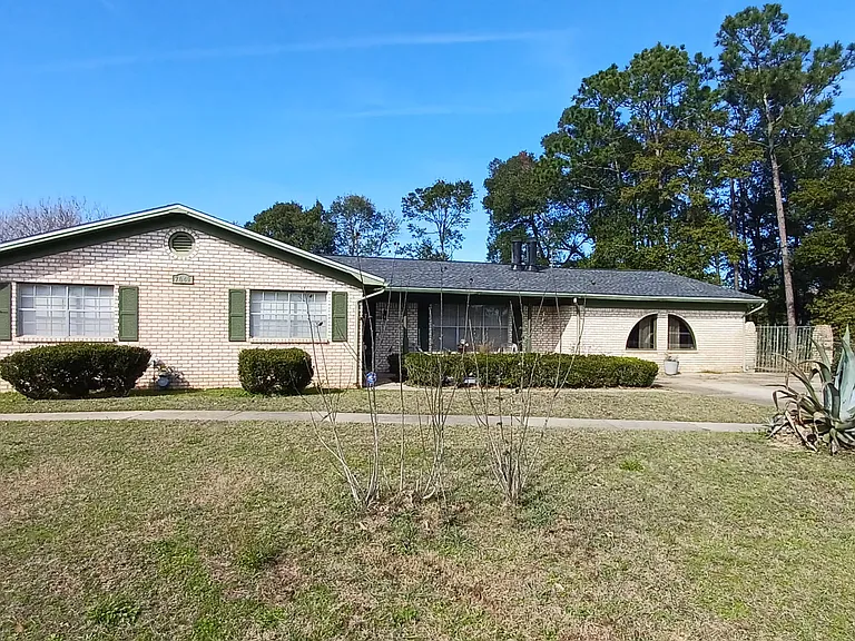 7049 Forshalee St — Photo 1