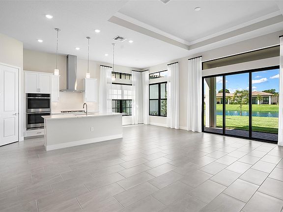 3rd image of 8027 Juniper Drive