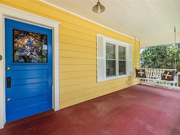 3rd image of 686 Vernon Ave SE