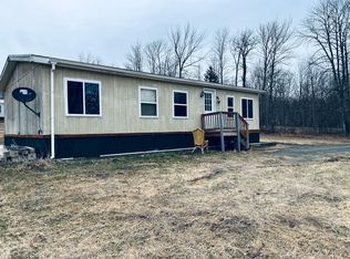 571 N Dexter Rd, Parkman, ME 04443