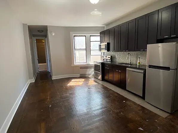 485 Ocean Avenue image 1 of 6