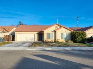 2138 Great Falls Rd, Newman, CA 95360