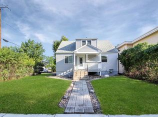 601 8th Ave NE, Minot, ND 58703