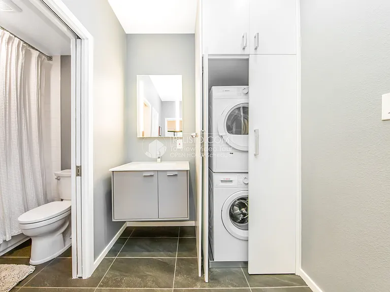 1425 Vallejo St #205 — Photo 13