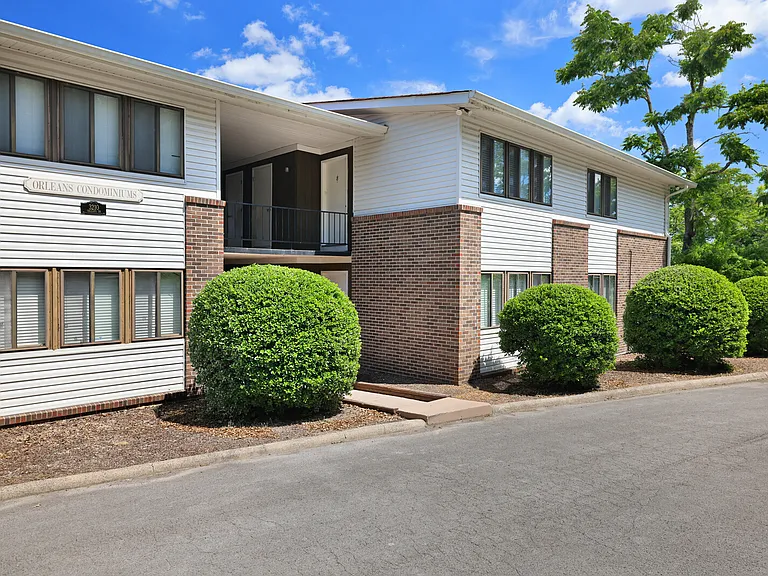 3210 Orleans Dr #8 — Photo 1