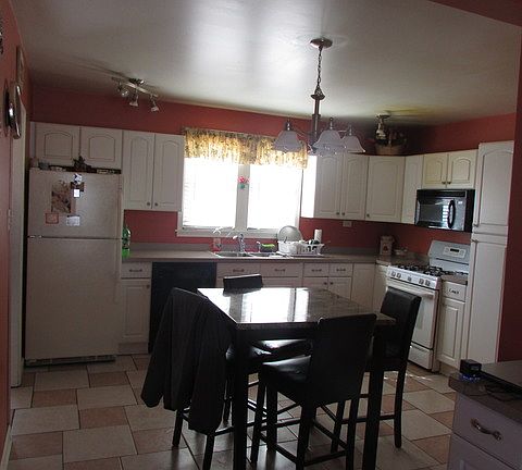2nd image of 13421 S Avenue O