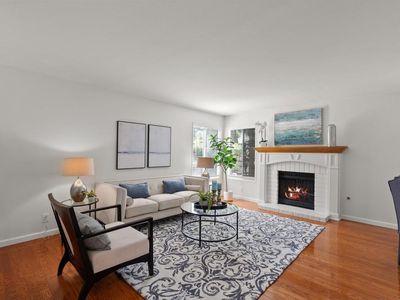 21905 Grovepark Dr, Santa Clarita, CA, 91350