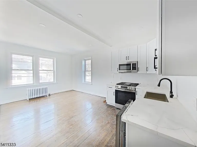207 Valley Rd #9 — Photo 5