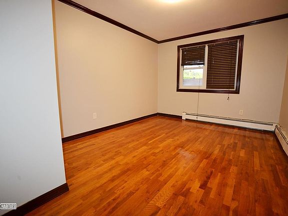 4th image of 2501 45th St #1
