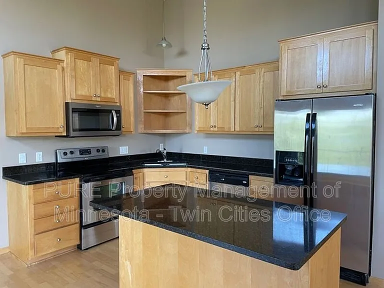 3152 Legacy Ln — Photo 3