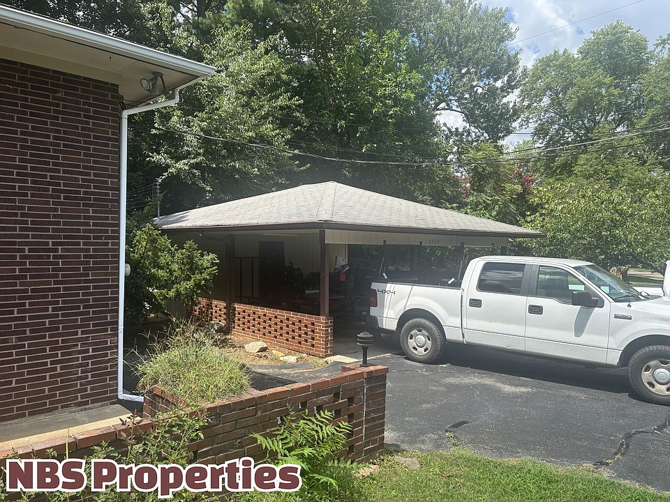 House on the hill セット売り Most expensive home in Oklahoma County in 2023 sold in Nichols Hill