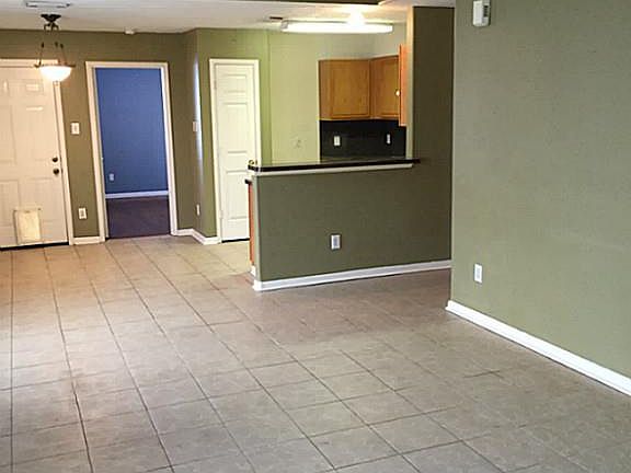 3rd image of 6606 Windy River Ln